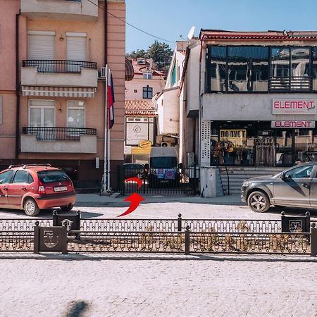 Darni Central Apartments - Bazaar Location With Free Parking Охрид Экстерьер фото