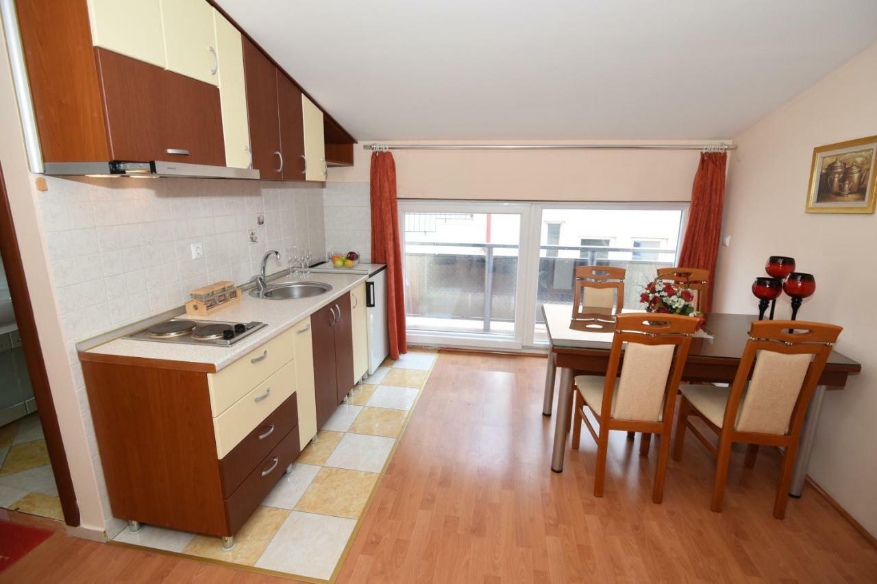 Darni Central Apartments - Bazaar Location With Free Parking Охрид Экстерьер фото
