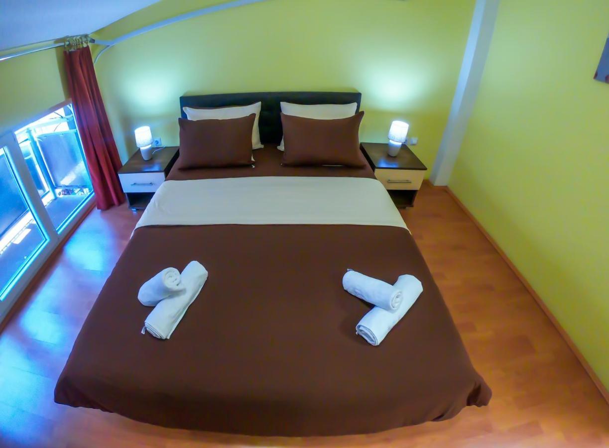 Darni Central Apartments - Bazaar Location With Free Parking Охрид Экстерьер фото
