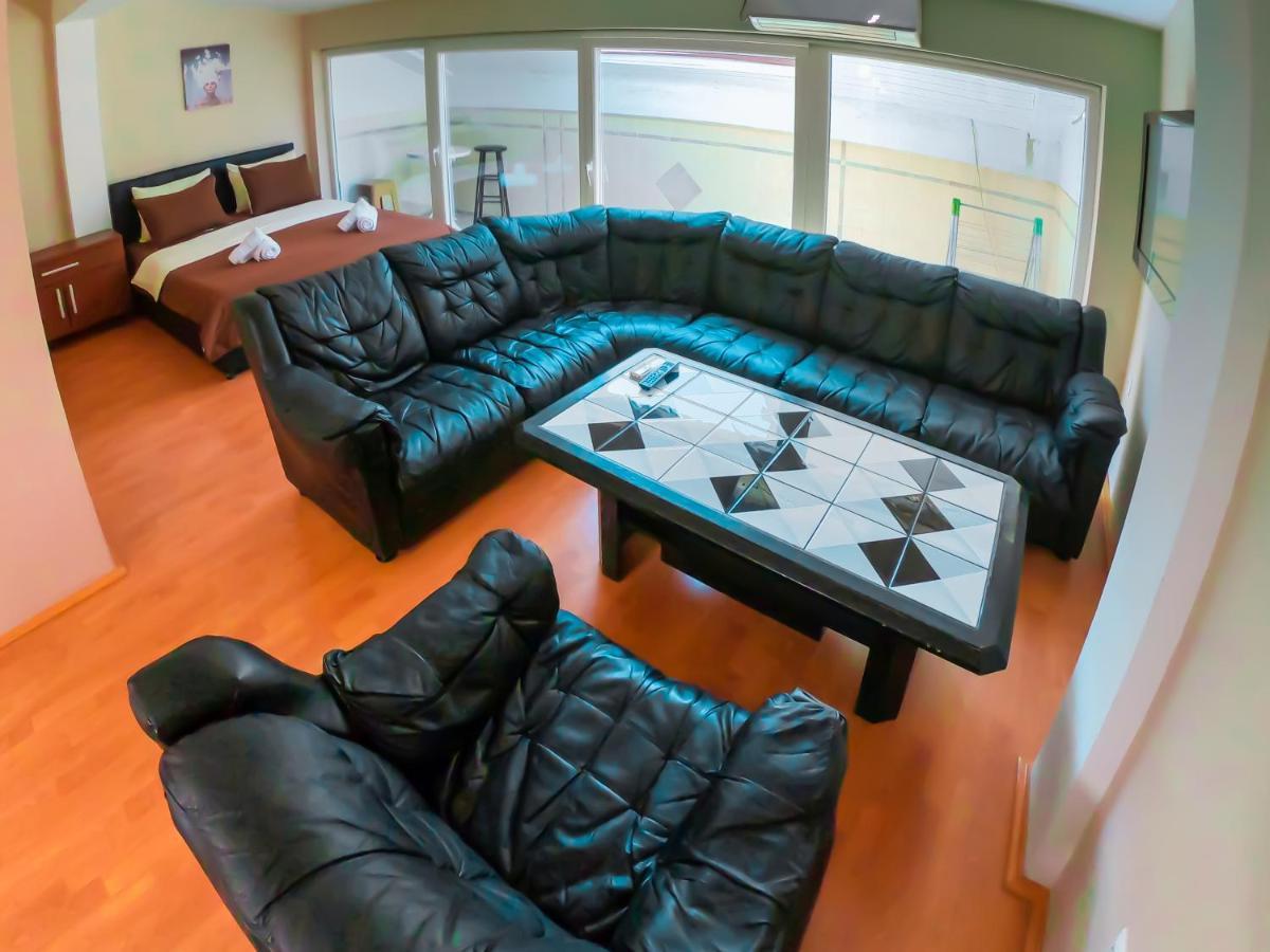 Darni Central Apartments - Bazaar Location With Free Parking Охрид Экстерьер фото