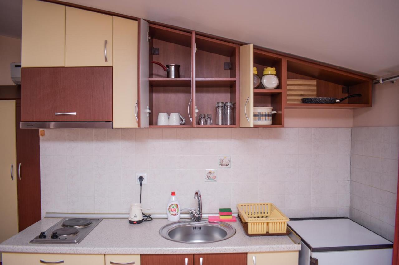 Darni Central Apartments - Bazaar Location With Free Parking Охрид Экстерьер фото